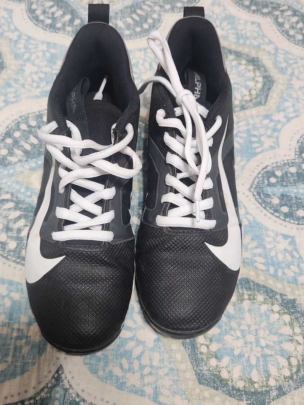 Nike Men’s Black & White Athletic Shoes